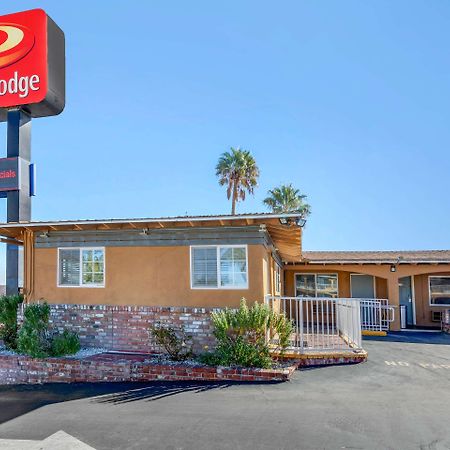 ברסטו Econo Lodge On Historic Route 66 מראה חיצוני תמונה
